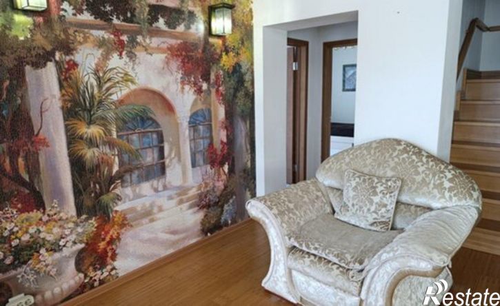 5-комн квартира ул Ангарская, 71б,  д. 71б