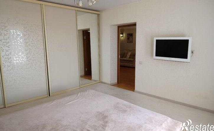 5-комн квартира ул Ангарская, 71б,  д. 71б