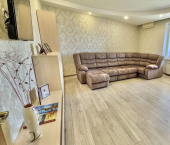 3-комн, 106кв м, этаж 2/8 ул им. Циолковского, 33