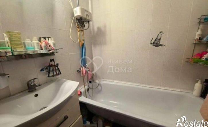 3-комн квартира б-р 30-летия Победы, 17а,  д. 17а