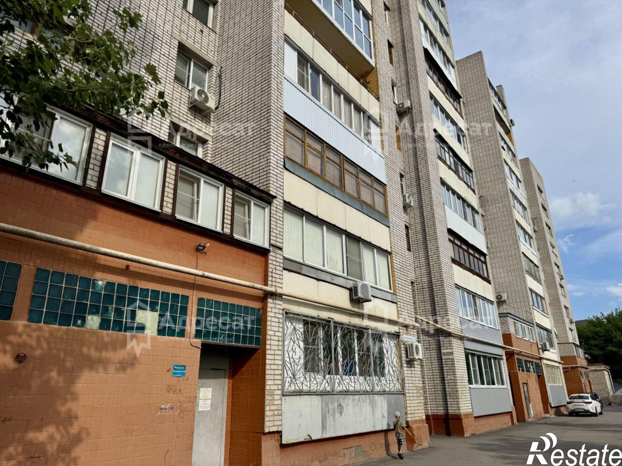 Купить квартиру за 3 820 000 рублей на ул. Розы Люксембург,  д.5