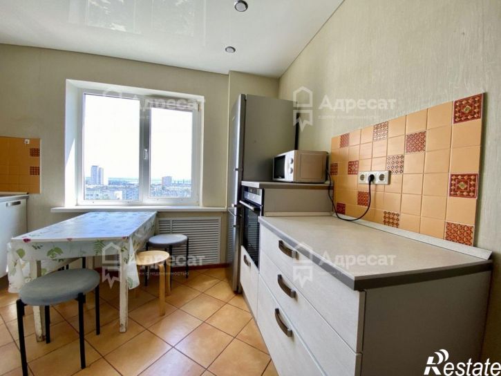 4-комн квартира ул. Библиотечная,  д.16