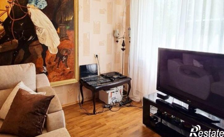 2-комн квартира ул 8-й Воздушной Армии, 24,  д. 24