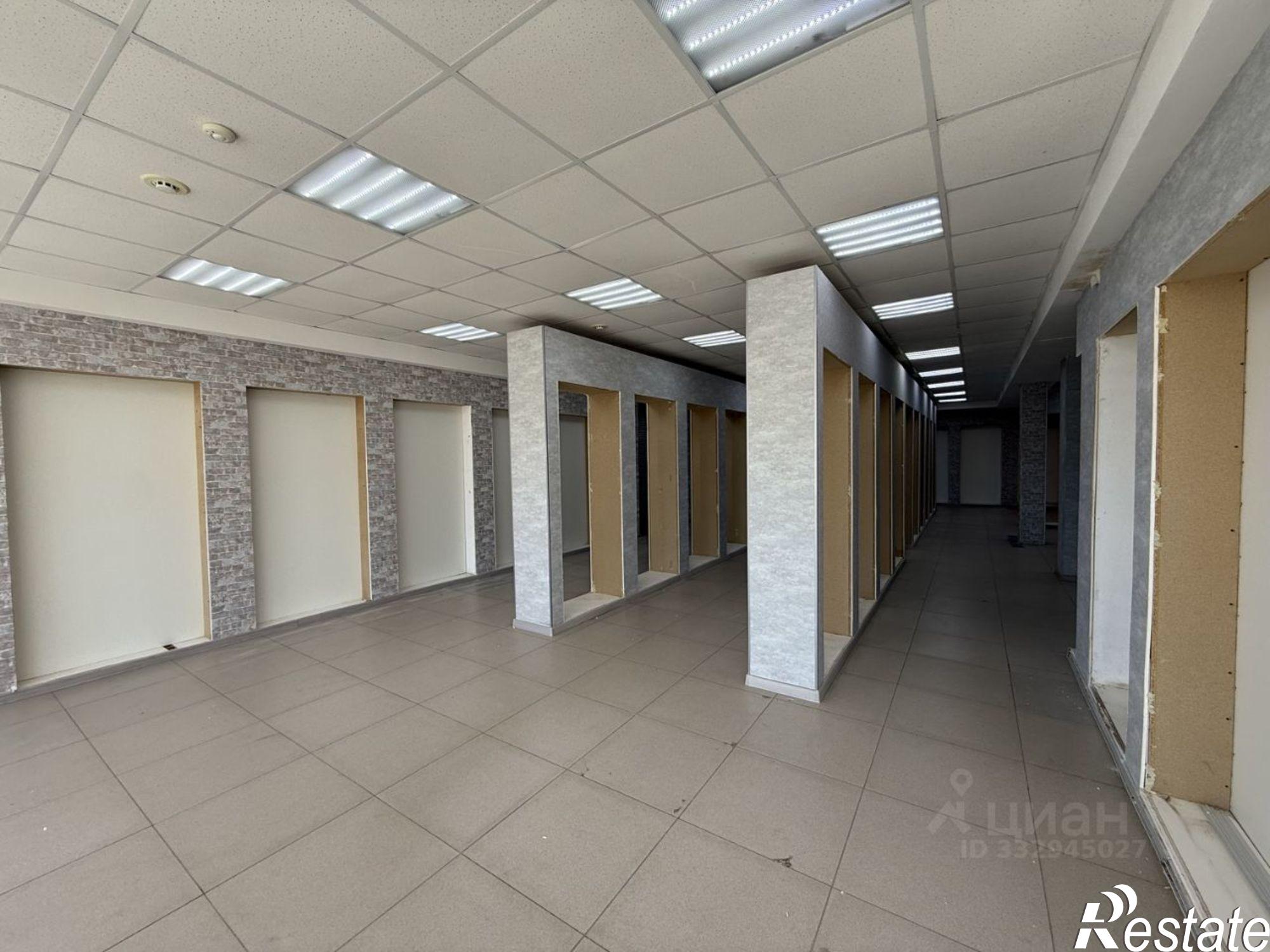 Сдать торговое помещение за 44 828 рублей на им. Бахтурова ул