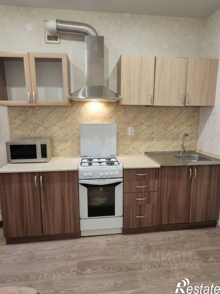 1-комн квартира ул им. гвардии полковника Добрушина, 7а,  д. 7а