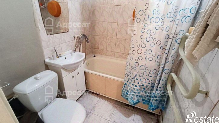 2-комн квартира ул 64-й Армии, 121,  д. 121