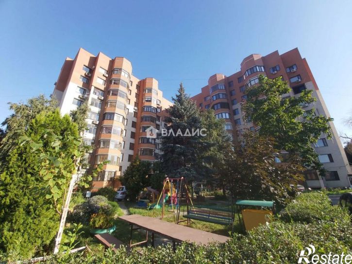 2-комн квартира ул им. Тулака, 8 1,  д. 8 1,  к. 1
