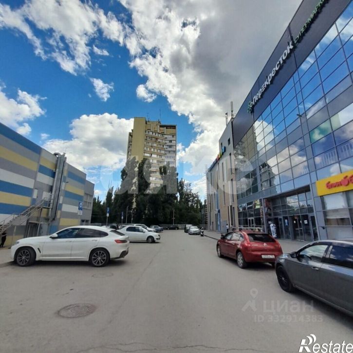 Торговое помещение ул 50 лет Октября, 15а,  д. 15а