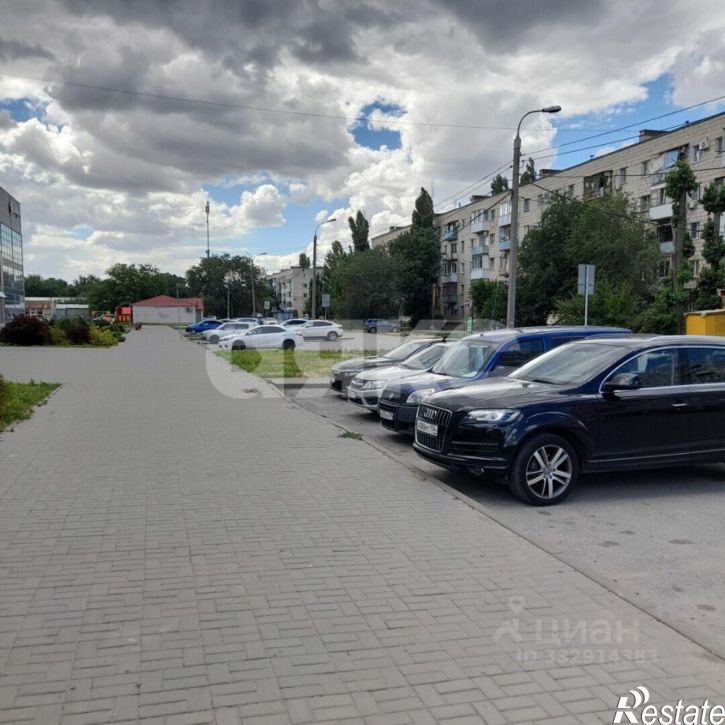 Торговое помещение ул 50 лет Октября, 15а,  д. 15а