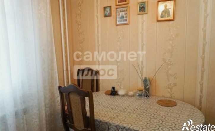 4-комн квартира улица имени Ивана Морозова, 9