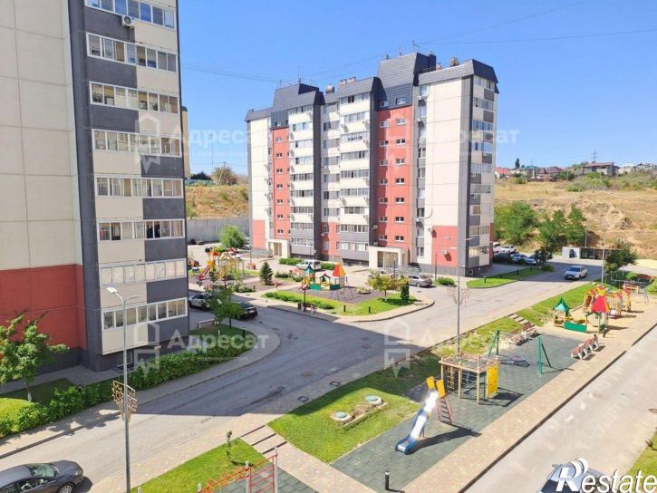 1-комн квартира ул им. академика Комарова, 80,  д. 80