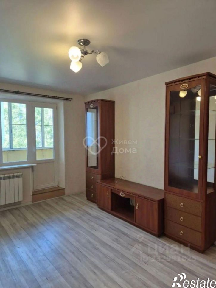 3-комн квартира ул Шекснинская, 32,  д. 32