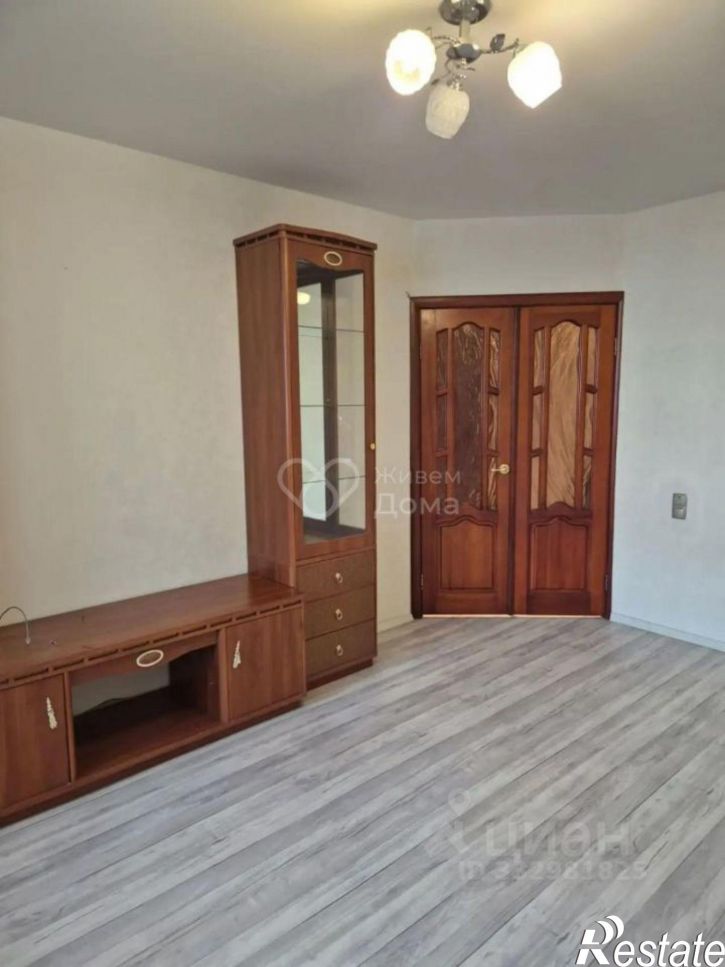 3-комн квартира ул Шекснинская, 32,  д. 32