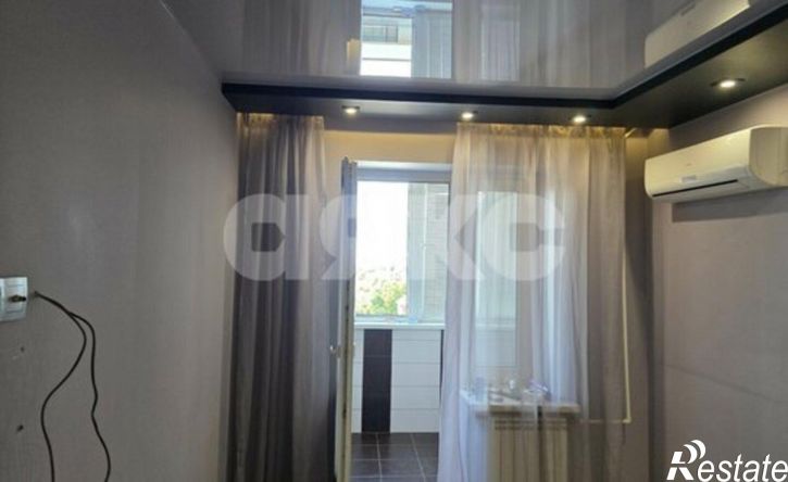 3-комн квартира Волгоград, Рионская улица, 5