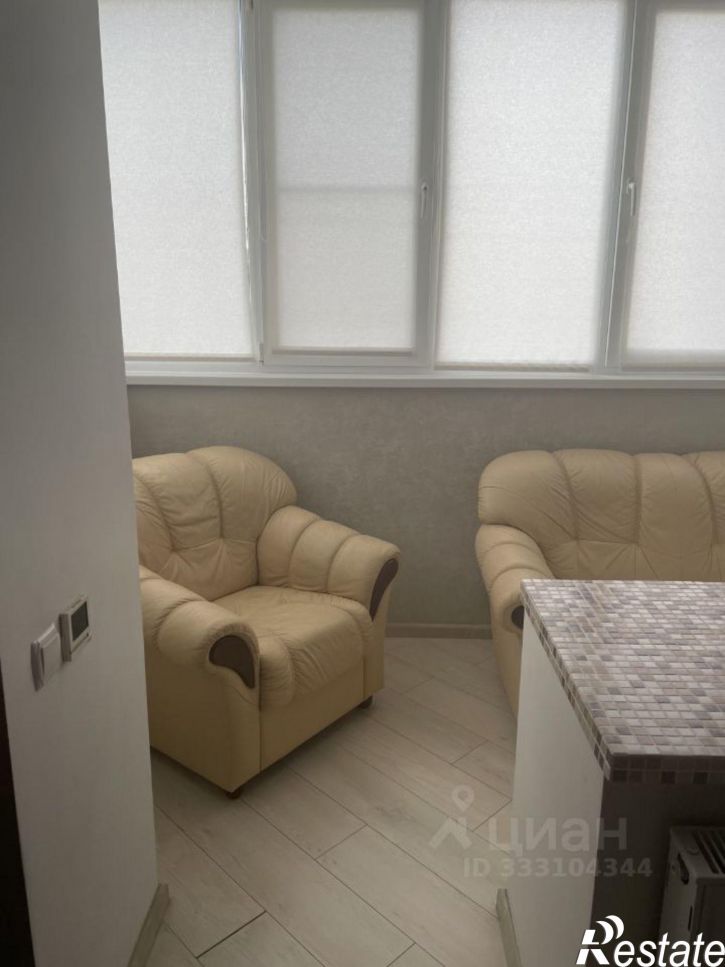 3-комн квартира Волгоград, Пугачёвская улица, 16