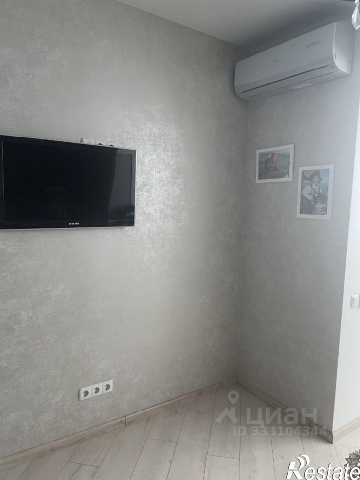 3-комн квартира Волгоград, Пугачёвская улица, 16