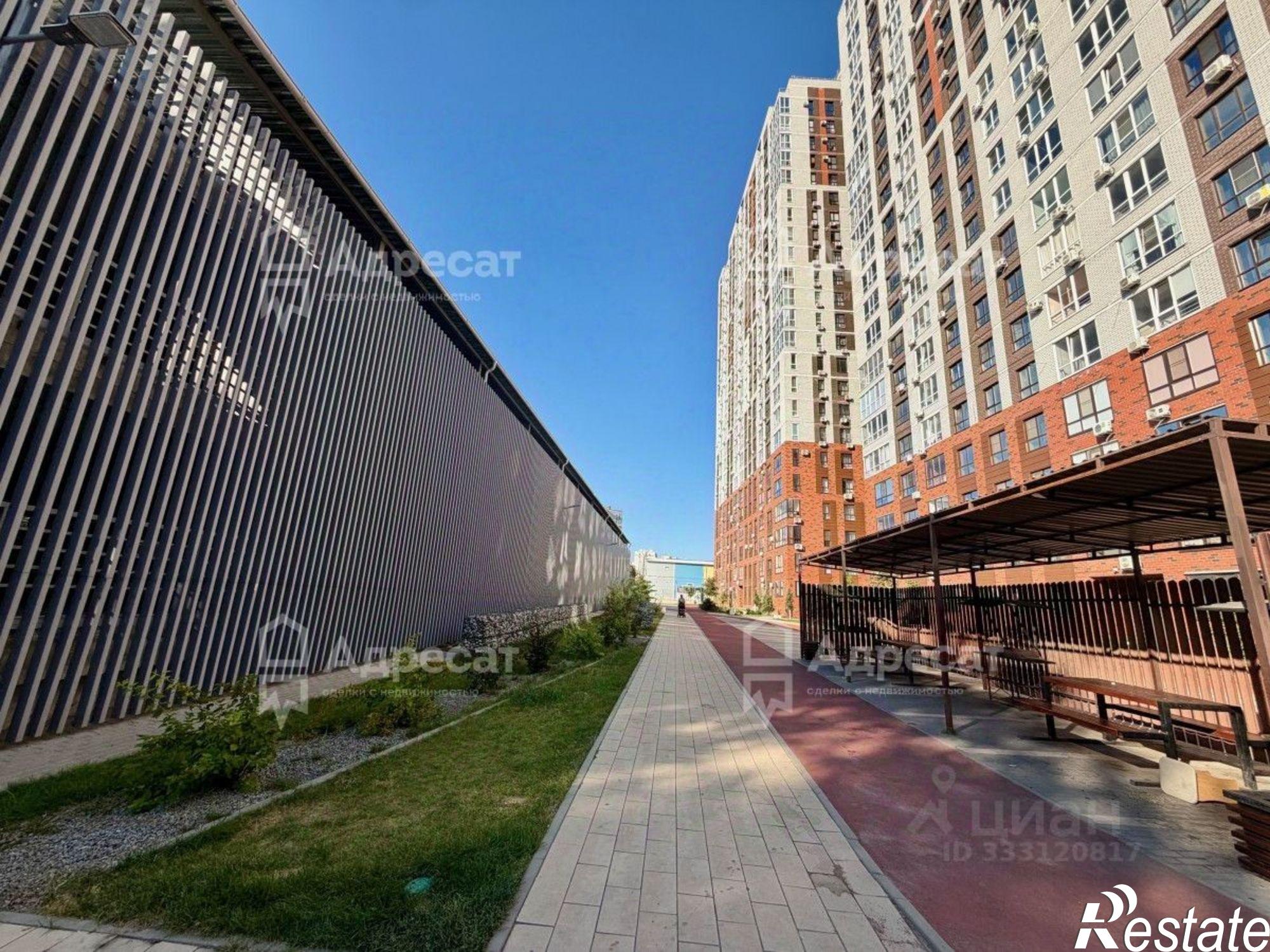 Купить гараж, место в паркинге за 740 000 рублей на ул Ангарская, 132