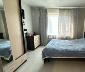 4-комн, 80кв м, этаж 4/16 ул им. Богданова, 1/3