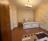 2-комн, 42кв м, этаж 1/5 ул им. маршала Чуйкова, 39