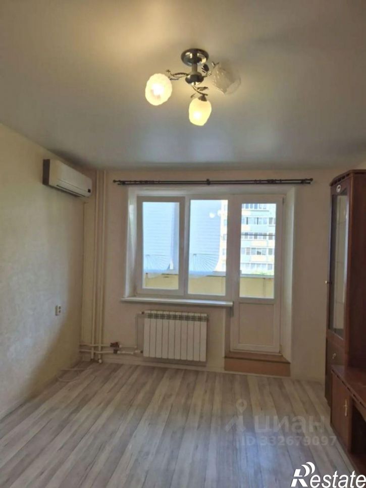 3-комн квартира ул Шекснинская, 32,  д. 32