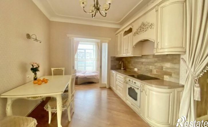 4-комн квартира ул Коммунистическая, 8,  д. 8