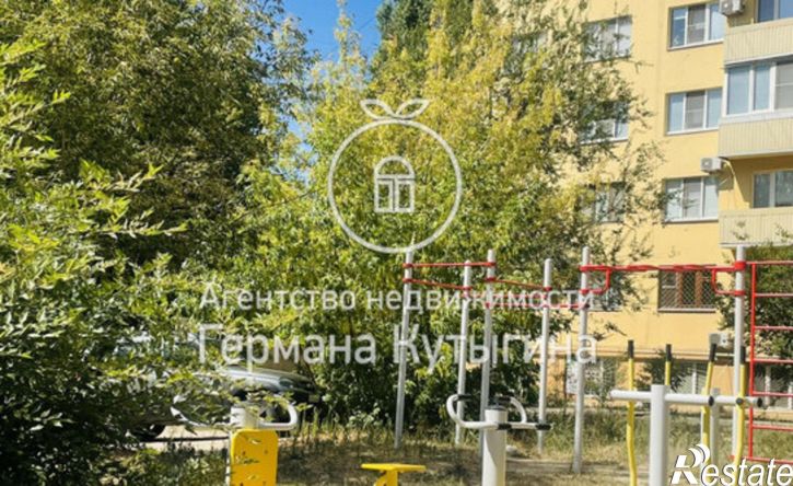 2-комн квартира ул 13-й Гвардейской, 13а,  д. 13а