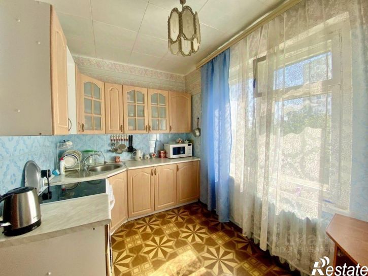3-комн квартира ул Новоузенская, 8,  д. 8