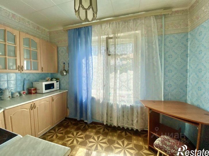 3-комн квартира ул Новоузенская, 8,  д. 8