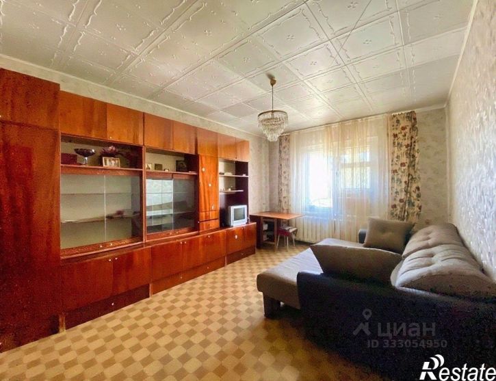 3-комн квартира ул Новоузенская, 8,  д. 8