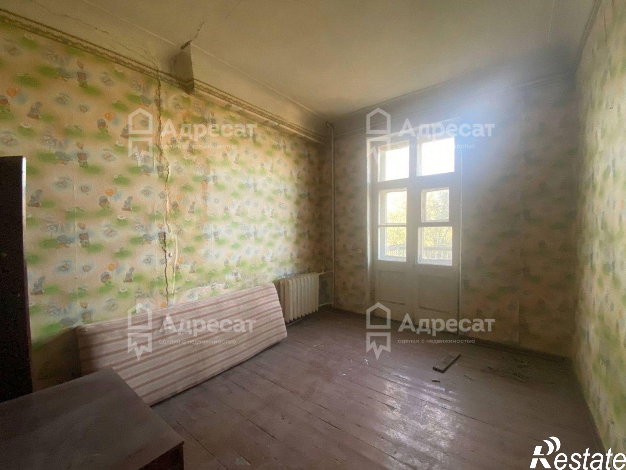 Купить комнату за 1 120 000 рублей на пр-кт. Металлургов,  д.5