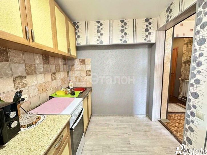 3-комн квартира Ельшанка ст,дом 2