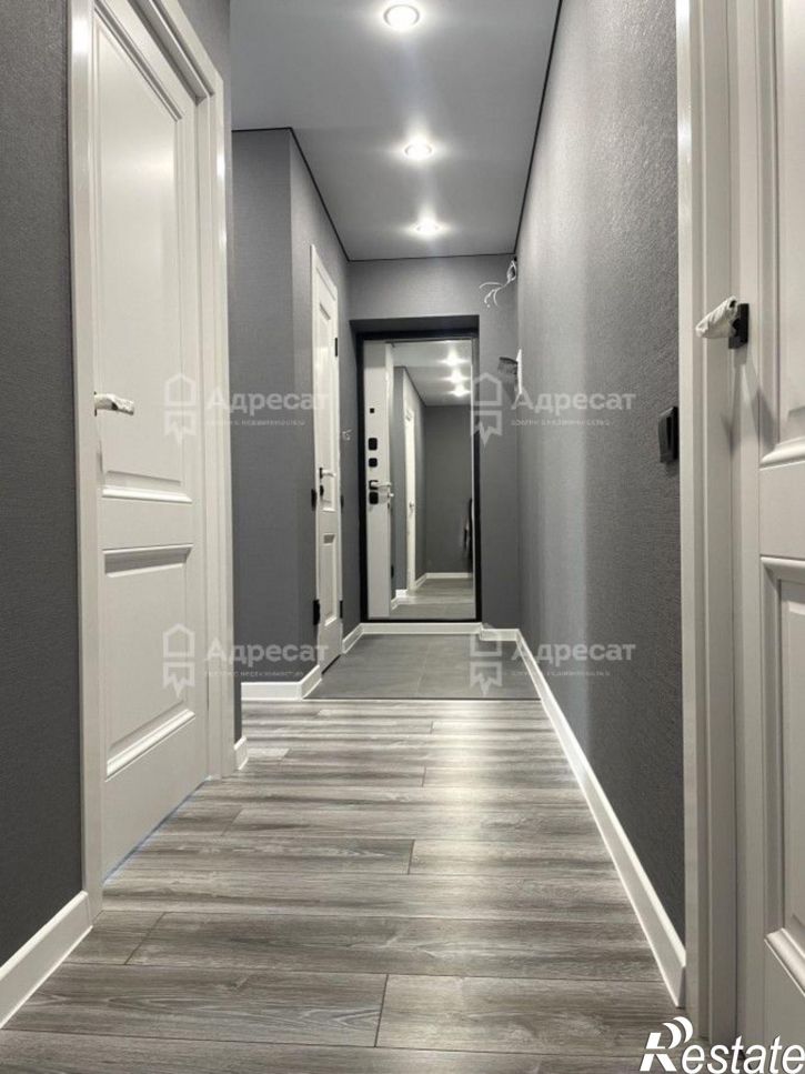2-комн квартира ул. 64-й Армии,  д.22