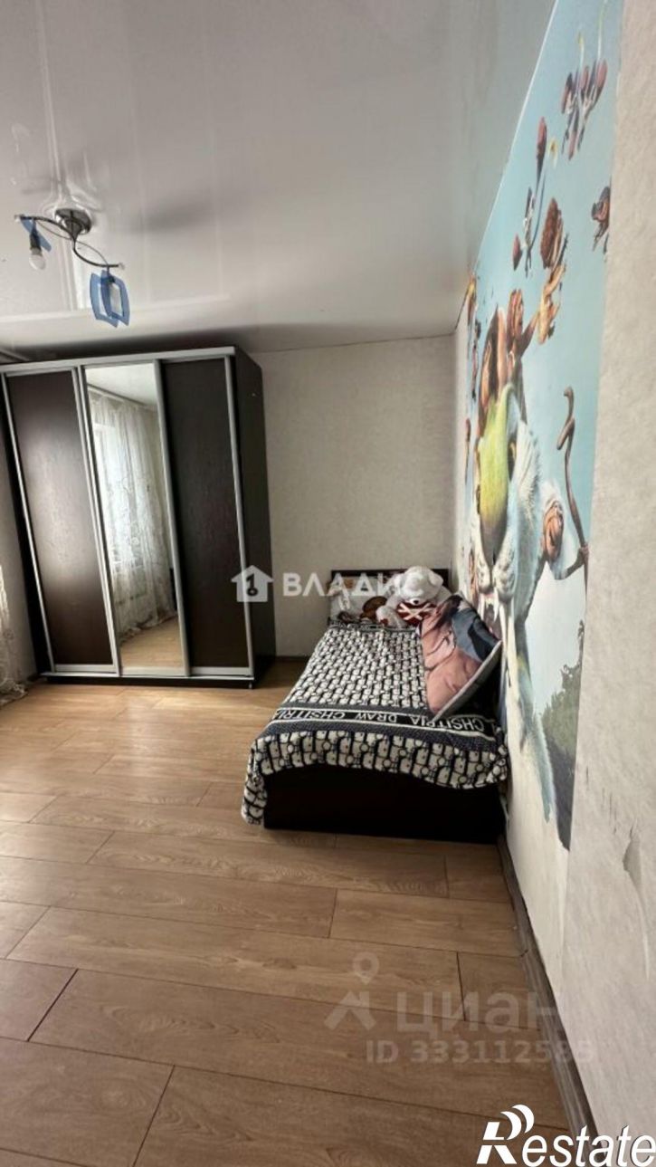 4-комн квартира ул им. Богданова, 1/3,  д. 1/3