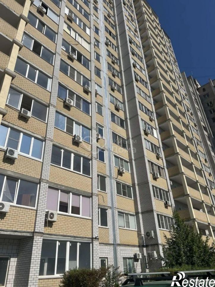 2-комн квартира б-р 30-летия Победы, 19б,  д. 19б