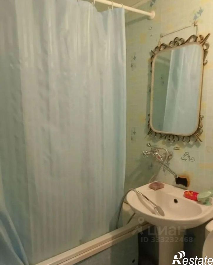 Комната ул Хиросимы, 8,  д. 8