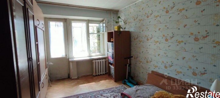 4-комн квартира ул 51-й Гвардейской, 37,  д. 37