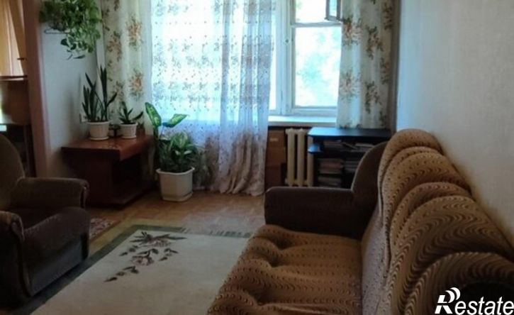 4-комн квартира ул 51-й Гвардейской, 37,  д. 37