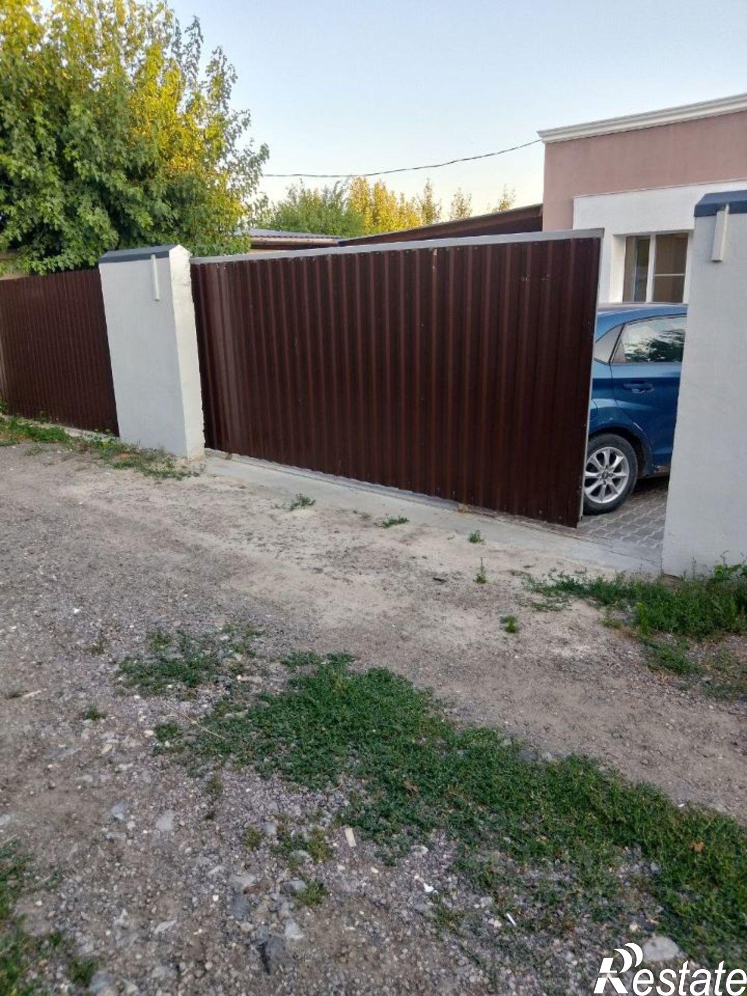 Купить дачу, дом, коттедж за 8 500 000 рублей на Наука СНТ, 159