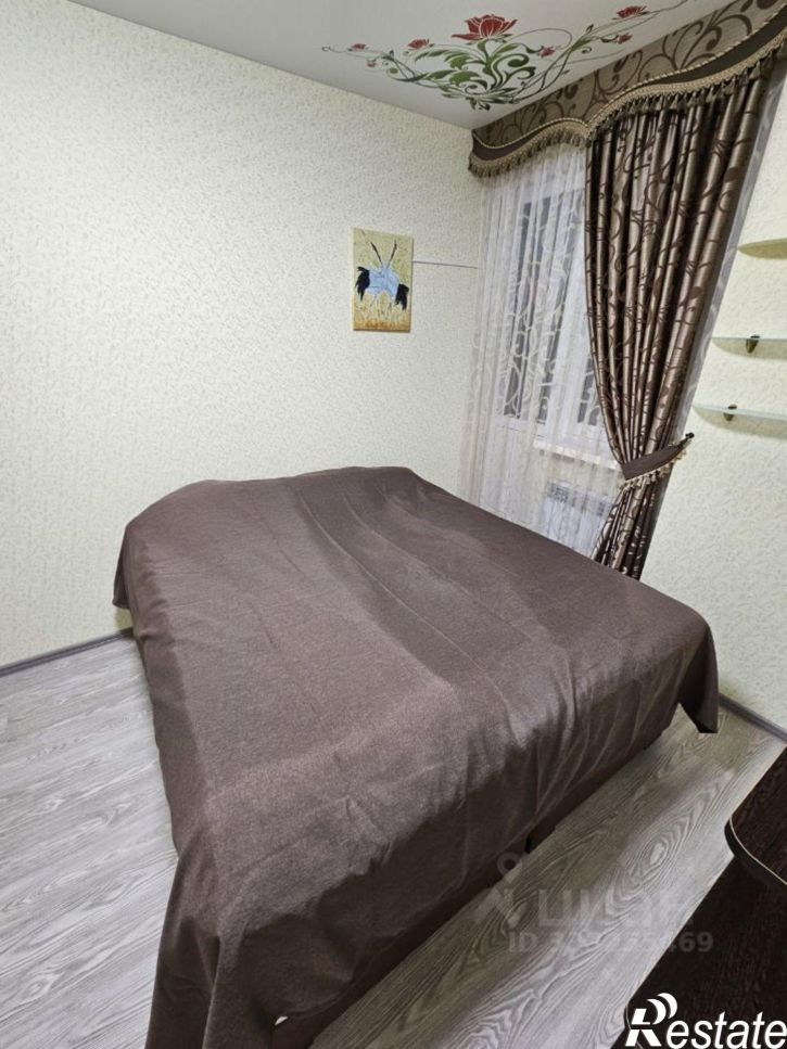 3-комн квартира ул Новороссийская, 8,  д. 8