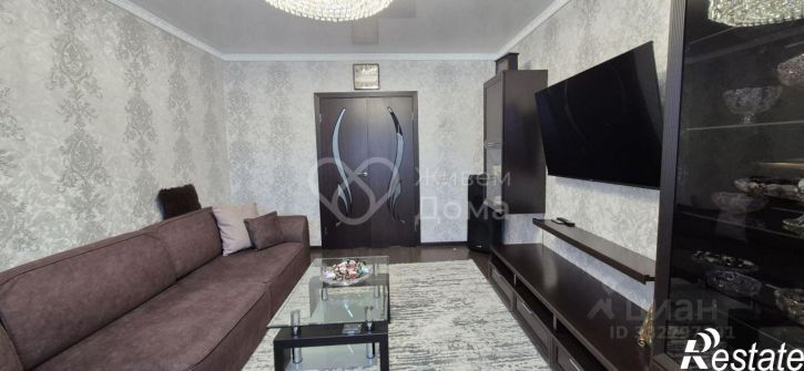 3-комн квартира б-р 30-летия Победы, 60,  д. 60