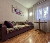 2-комн, 33кв м, этаж 1/9 ул Шекснинская, 18