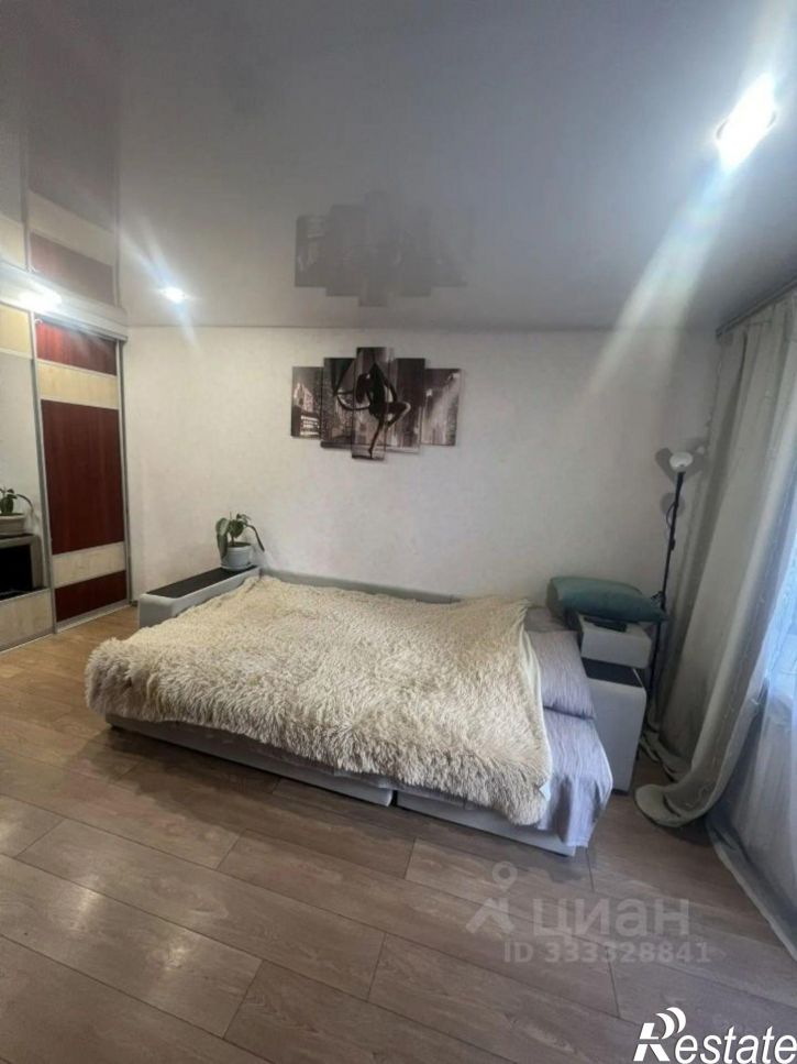 4-комн квартира ул им. Богданова, 1/3,  д. 1/3