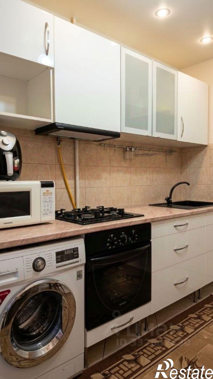 2-комн квартира ул Космонавтов, 61,  д. 61