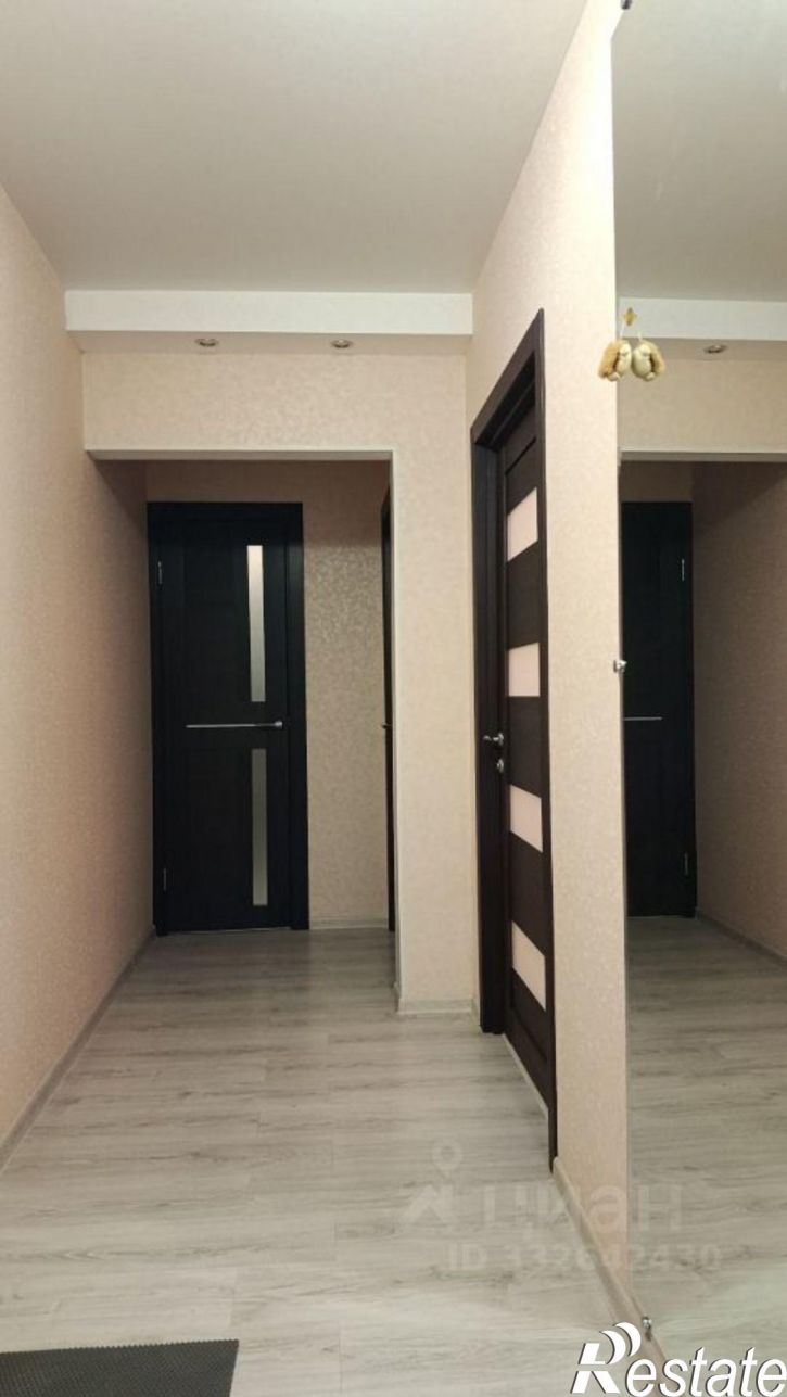 2-комн квартира ул Космонавтов, 61,  д. 61