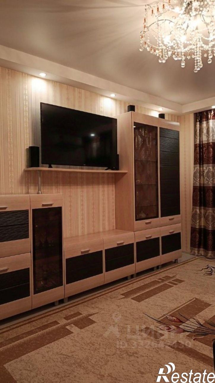 2-комн квартира ул Космонавтов, 61,  д. 61