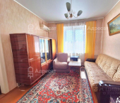 2-комн, 40кв м, этаж 2/2 ул 25-летия Октября, 3