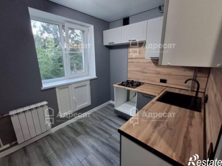 2-комн квартира ул. 64-й Армии,  д.22