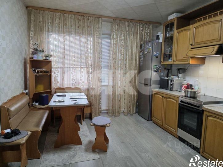 3-комн квартира ул им. Хользунова, 18/1,  д. 18/1