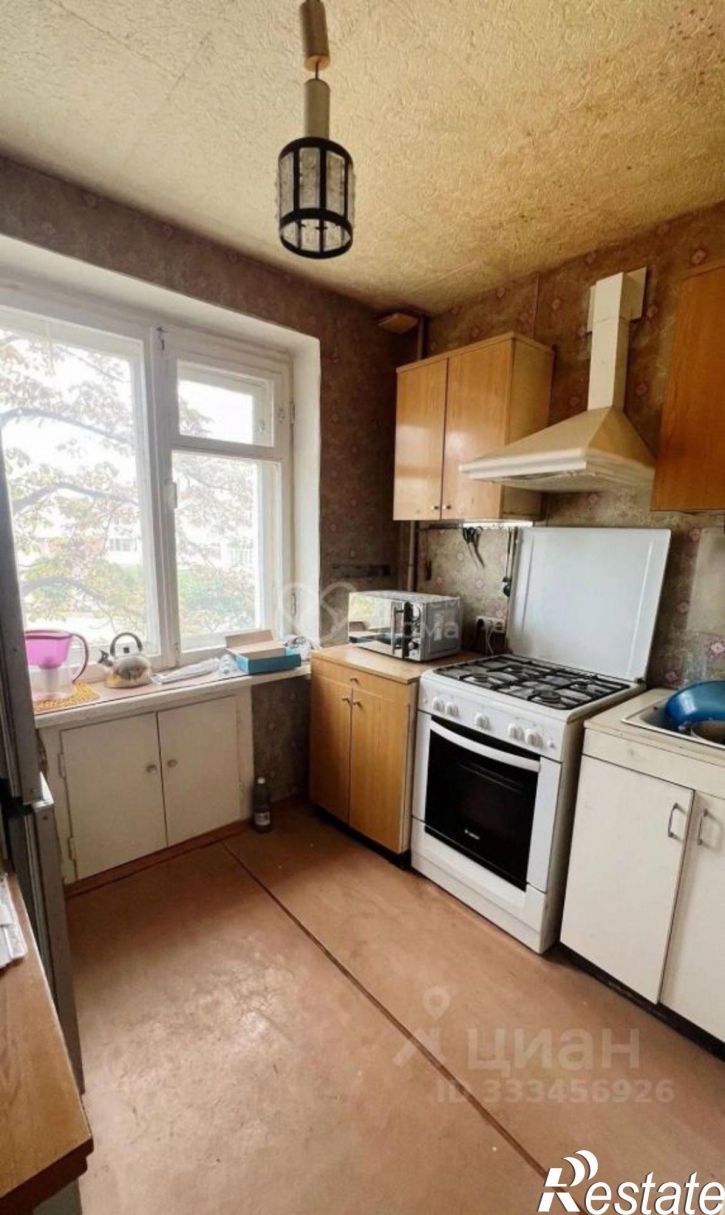 2-комн квартира ул 64-й Армии, 61,  д. 61