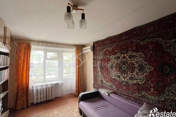 2-комн квартира ул 64-й Армии, 61,  д. 61